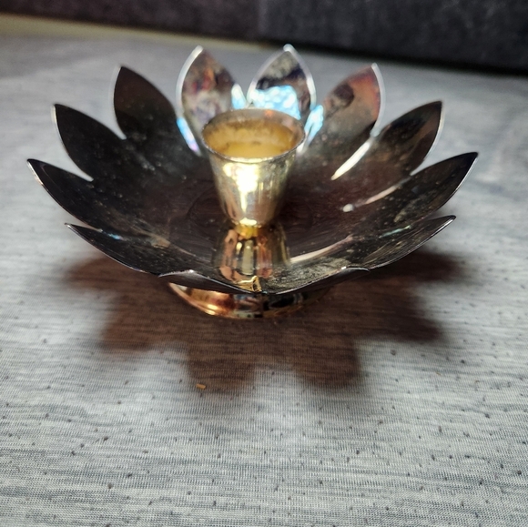 Reed & Barton World's Finest Silver Plated Candle Holder 2x5"H 5"W - Picture 3 of 11